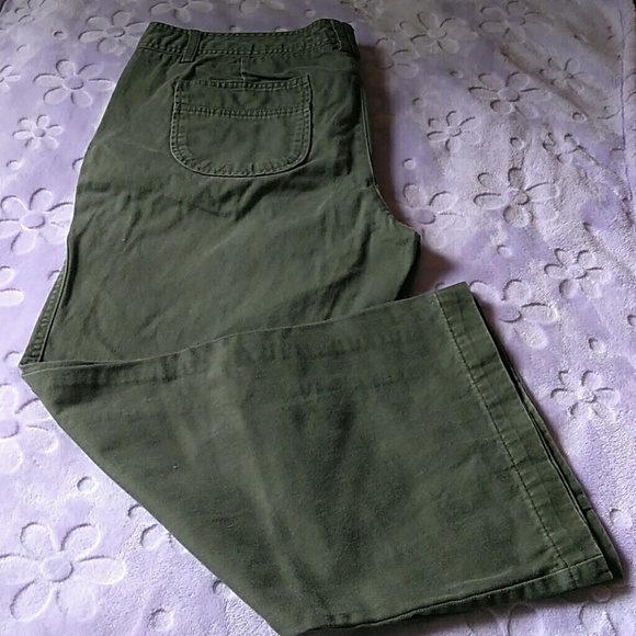 OLD NAVY PANTS. - Picture 3 of 7